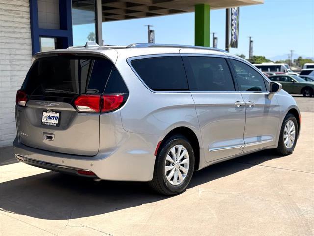 used 2018 Chrysler Pacifica car, priced at $14,777