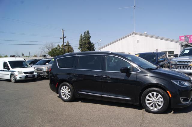 used 2019 Chrysler Pacifica car, priced at $20,995