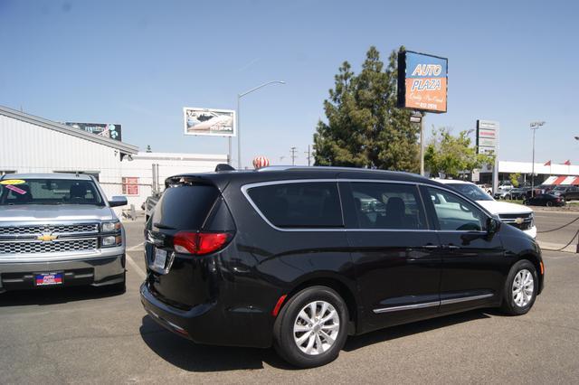 used 2019 Chrysler Pacifica car, priced at $20,995