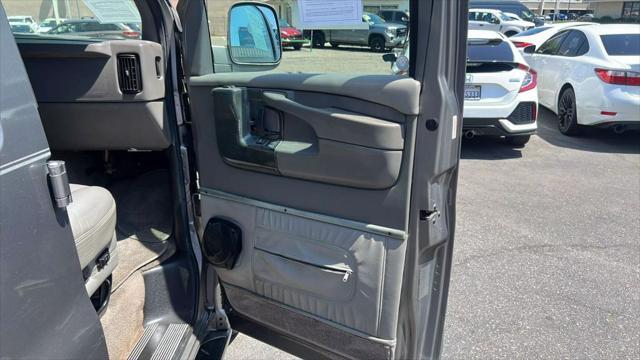 used 2007 GMC Savana 1500 car, priced at $14,995