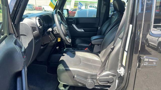 used 2015 Jeep Wrangler Unlimited car, priced at $19,995