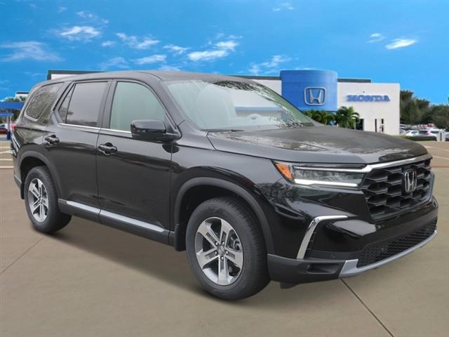 new 2025 Honda Pilot car, priced at $45,725