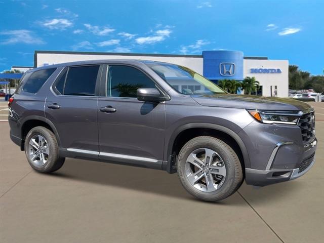 new 2025 Honda Pilot car, priced at $45,725