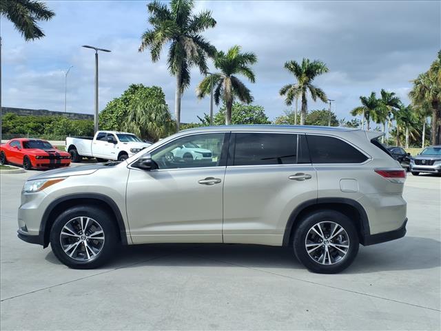 used 2016 Toyota Highlander car, priced at $17,777