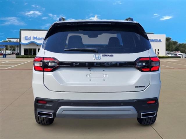 new 2025 Honda Pilot car, priced at $49,405