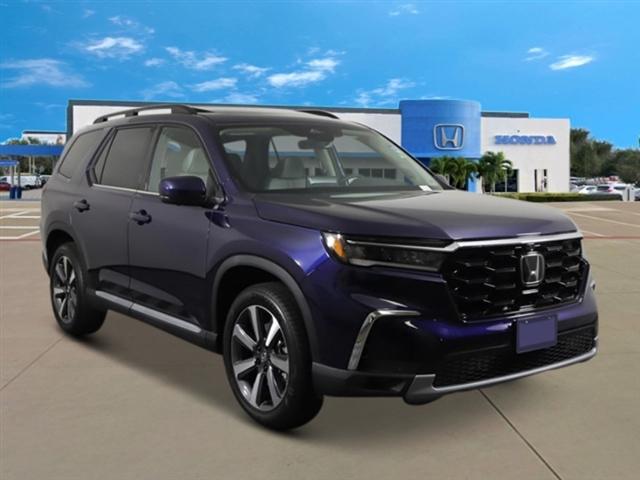 new 2025 Honda Pilot car, priced at $56,250