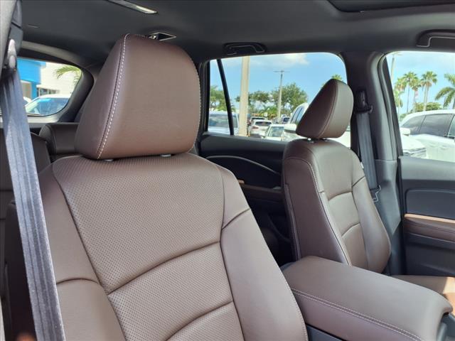 used 2025 Honda Passport car, priced at $36,577