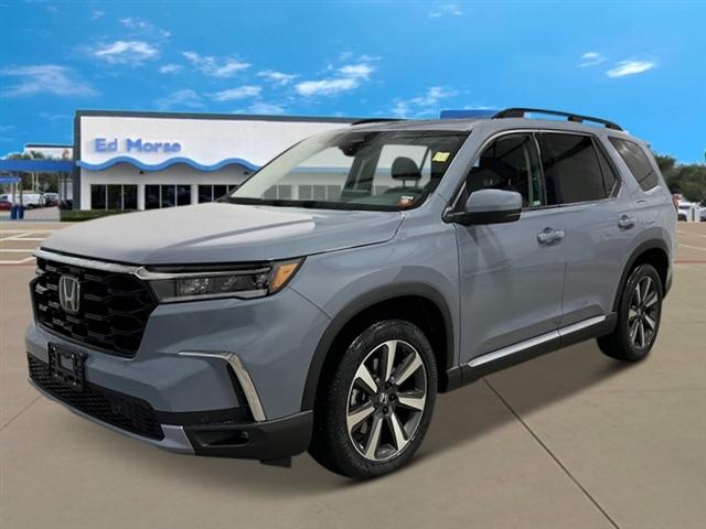 new 2025 Honda Pilot car, priced at $51,550