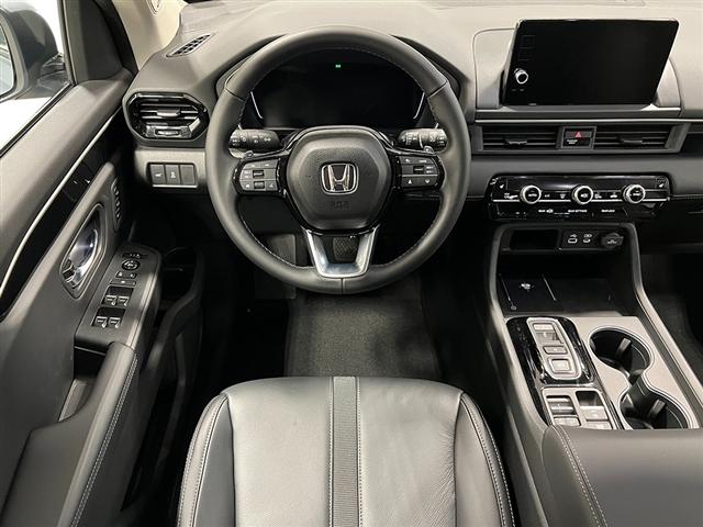 new 2025 Honda Pilot car, priced at $51,550