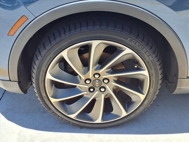 used 2019 Lincoln Nautilus car, priced at $17,907