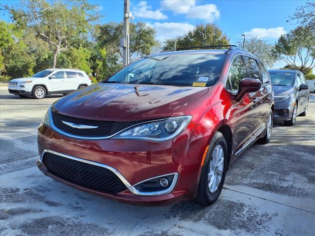 used 2018 Chrysler Pacifica car, priced at $15,357