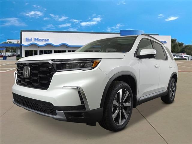 new 2025 Honda Pilot car, priced at $56,705