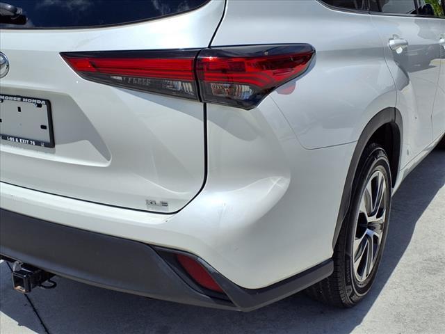 used 2021 Toyota Highlander car, priced at $30,777