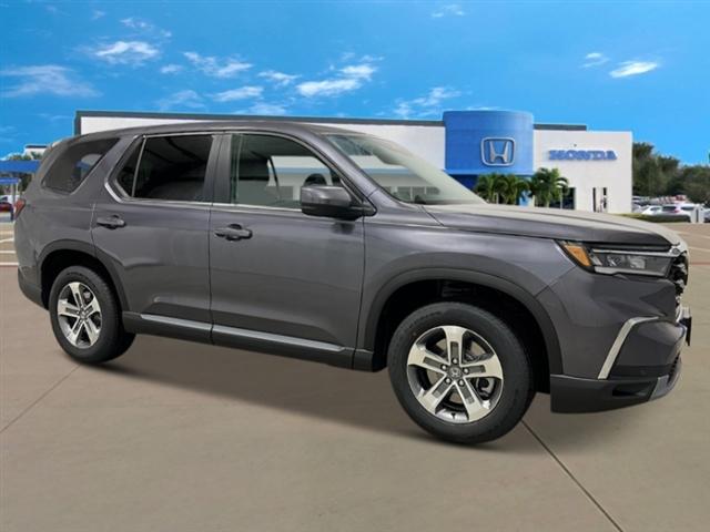 new 2025 Honda Pilot car, priced at $47,095