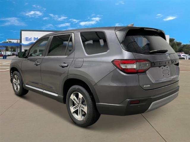 new 2025 Honda Pilot car, priced at $47,095
