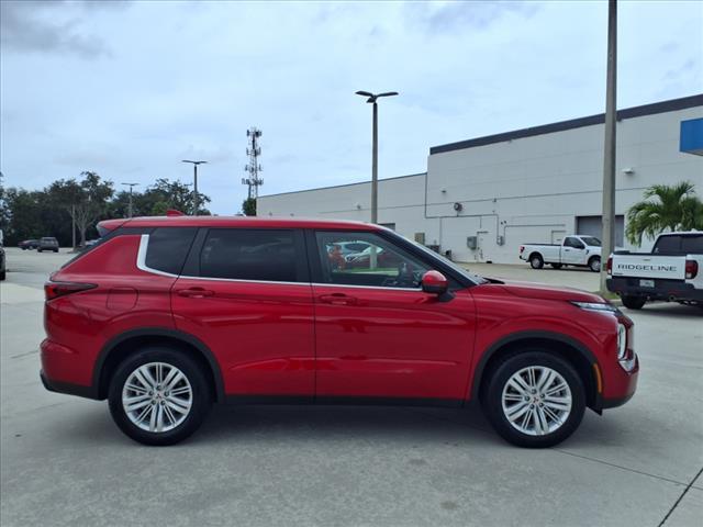 used 2024 Mitsubishi Outlander car, priced at $24,777