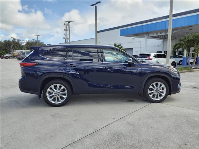 used 2020 Toyota Highlander car, priced at $34,953