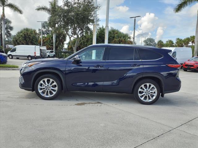 used 2020 Toyota Highlander car, priced at $34,953