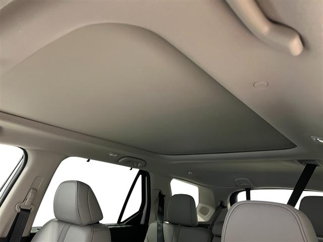 new 2025 Honda Pilot car, priced at $51,095