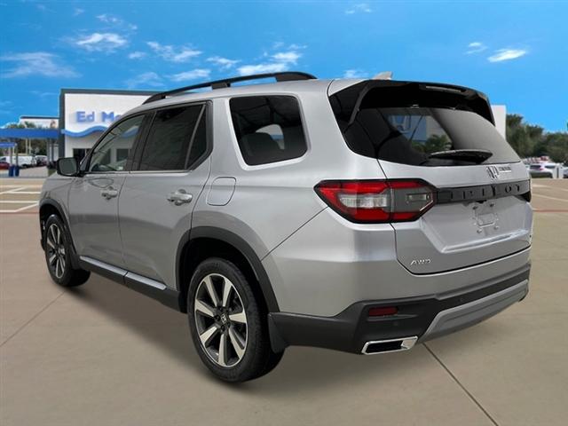 new 2025 Honda Pilot car, priced at $51,095