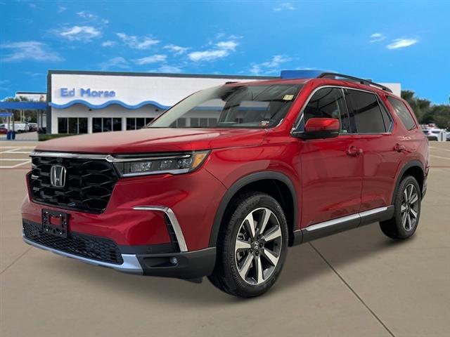 new 2025 Honda Pilot car, priced at $55,715