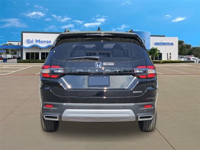 new 2025 Honda Pilot car, priced at $50,850