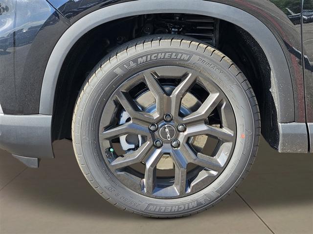 new 2025 Honda Pilot car, priced at $50,850