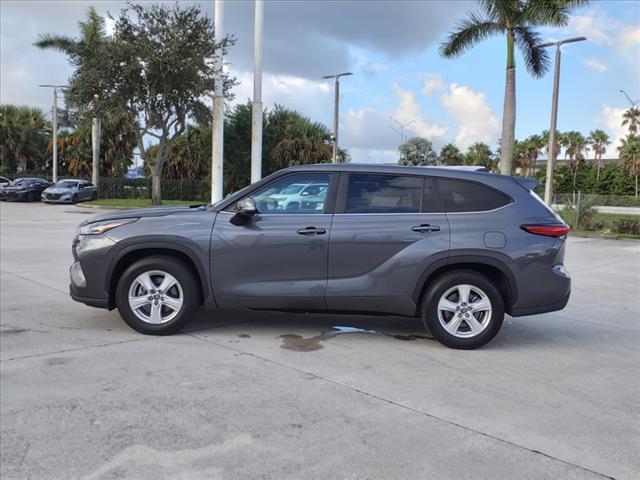 used 2023 Toyota Highlander car, priced at $29,298