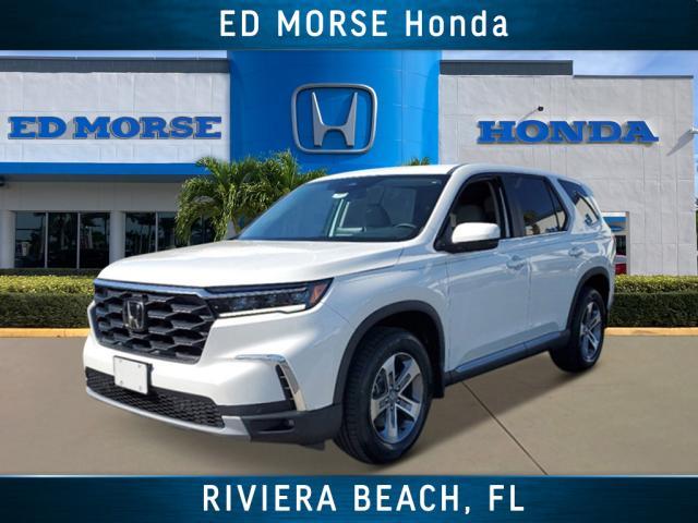 new 2025 Honda Pilot car, priced at $45,350