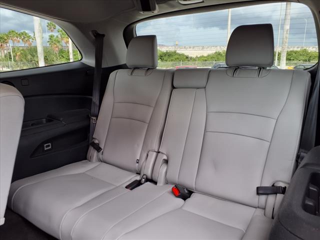used 2022 Honda Pilot car, priced at $32,777