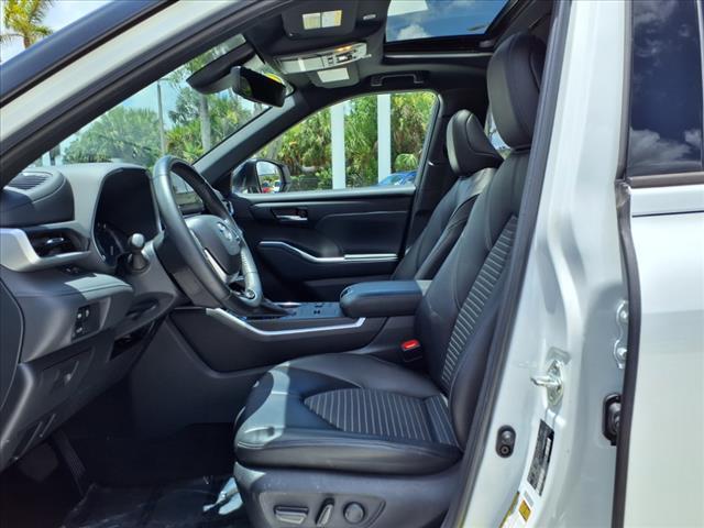 used 2023 Toyota Highlander car, priced at $34,977