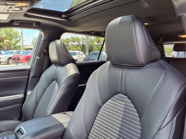 used 2023 Toyota Highlander car, priced at $34,977