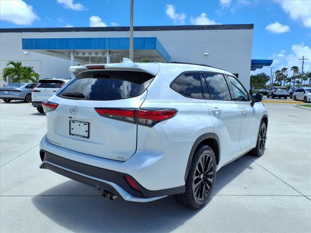 used 2023 Toyota Highlander car, priced at $34,977