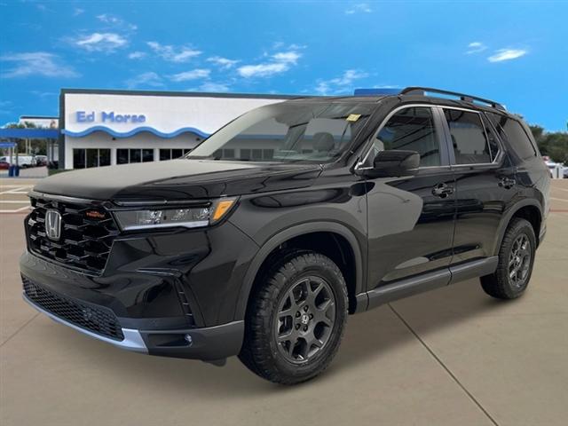 new 2025 Honda Pilot car, priced at $50,850