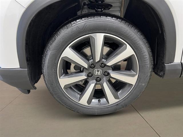 new 2025 Honda Pilot car, priced at $54,985