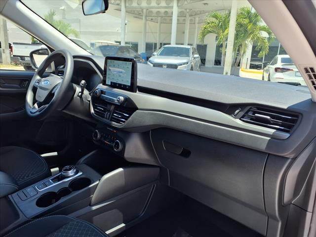 used 2025 Ford Escape car, priced at $25,277