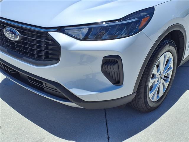 used 2025 Ford Escape car, priced at $25,277