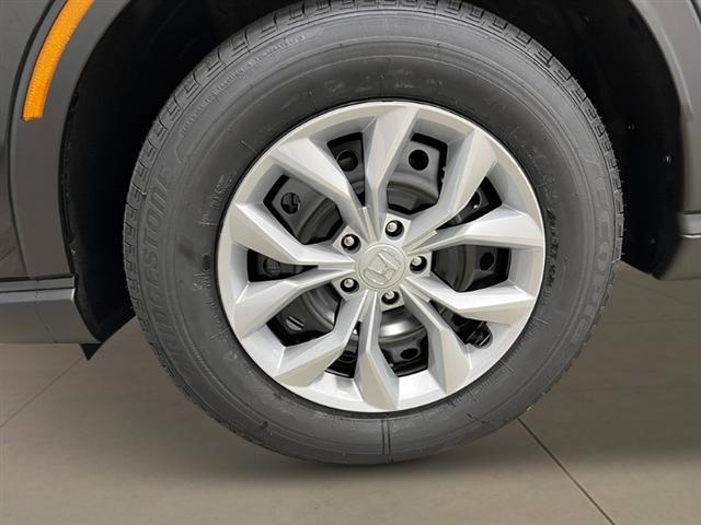new 2025 Honda CR-V car, priced at $32,995