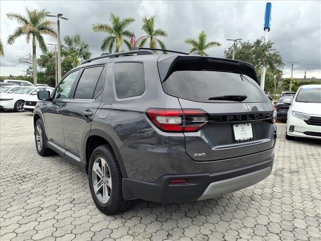 used 2023 Honda Pilot car, priced at $35,257