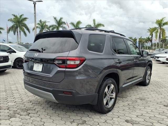 used 2023 Honda Pilot car, priced at $35,257