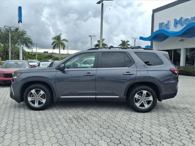 used 2023 Honda Pilot car, priced at $35,257