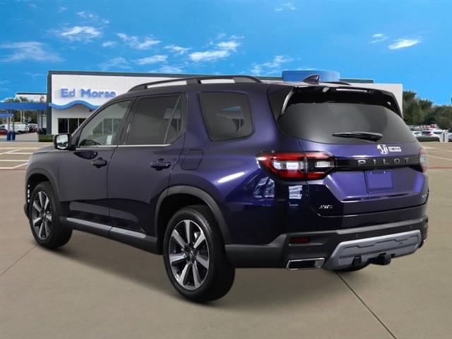 new 2025 Honda Pilot car, priced at $56,250