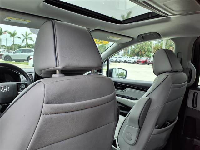 used 2022 Honda Odyssey car, priced at $33,107
