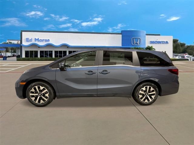 new 2026 Honda Odyssey car, priced at $44,290