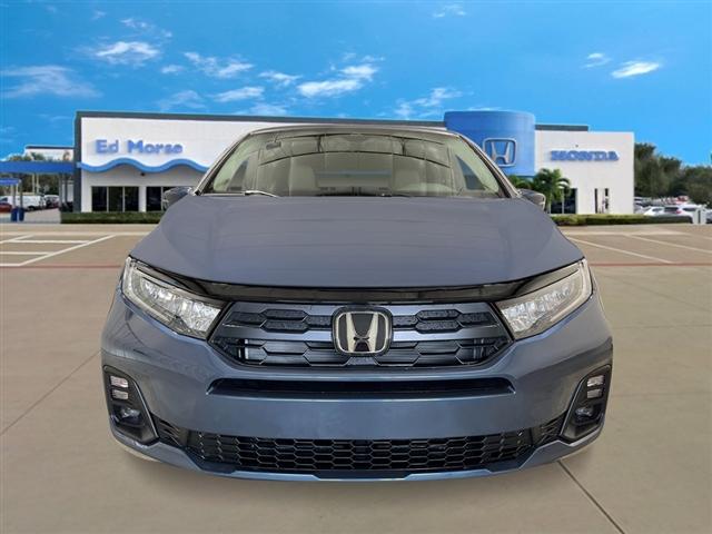 new 2026 Honda Odyssey car, priced at $44,290