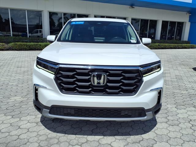 used 2023 Honda Pilot car, priced at $34,777