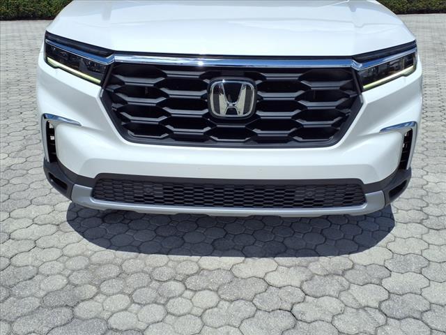 used 2023 Honda Pilot car, priced at $34,777
