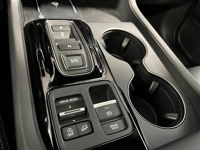 new 2025 Honda Pilot car, priced at $50,895