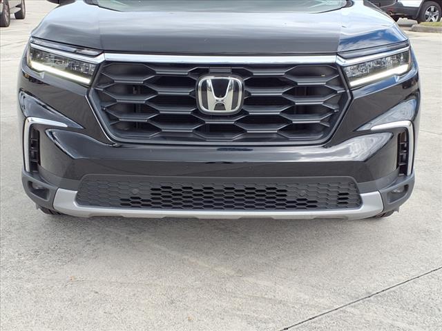 used 2023 Honda Pilot car, priced at $32,377