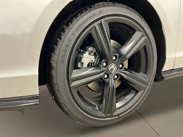 new 2025 Honda Accord Hybrid car, priced at $37,025